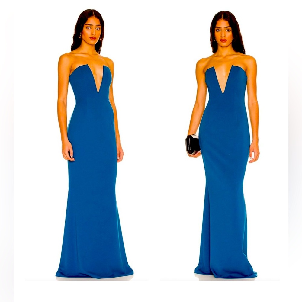 New, never worn, Gorgeous, royal blue strapless, floorlength, gown